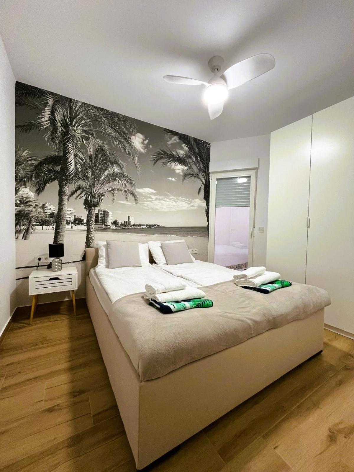 Apartament La Promenade Alicante Zewnętrze zdjęcie